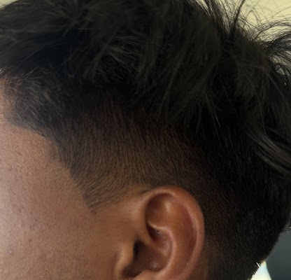 Johnny's Hair Trim photo 3