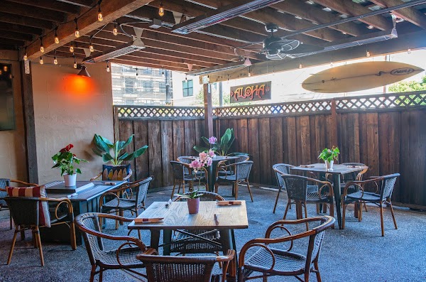 Noelani's Island Grill