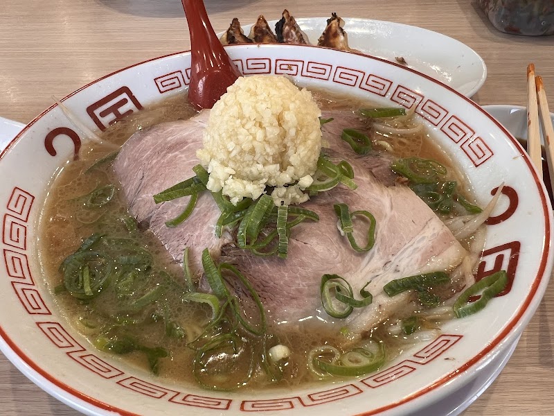 らーめん2国 大蔵海岸店 写真4