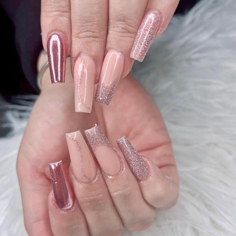 Hera Nail Bar & Head Spa