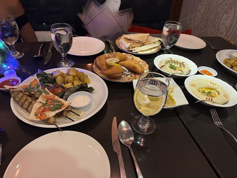 Al Diwan Lebanese Cuisine & Shisha Lounge photo 4