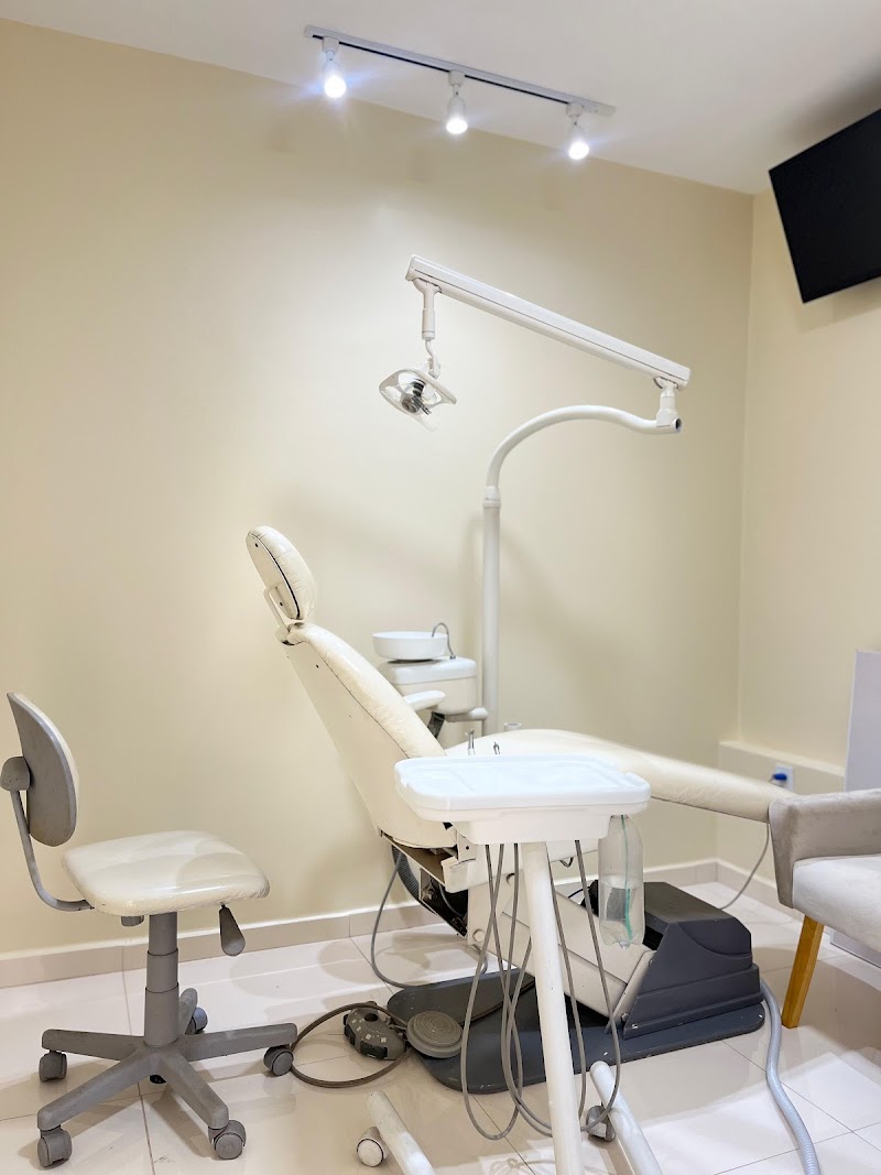 Consultório Odontológico Dra. Daniele Campos - foto 1