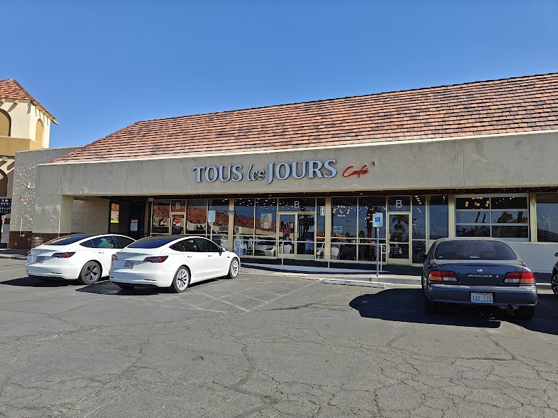 Tous Les Jours Cafe photo 1