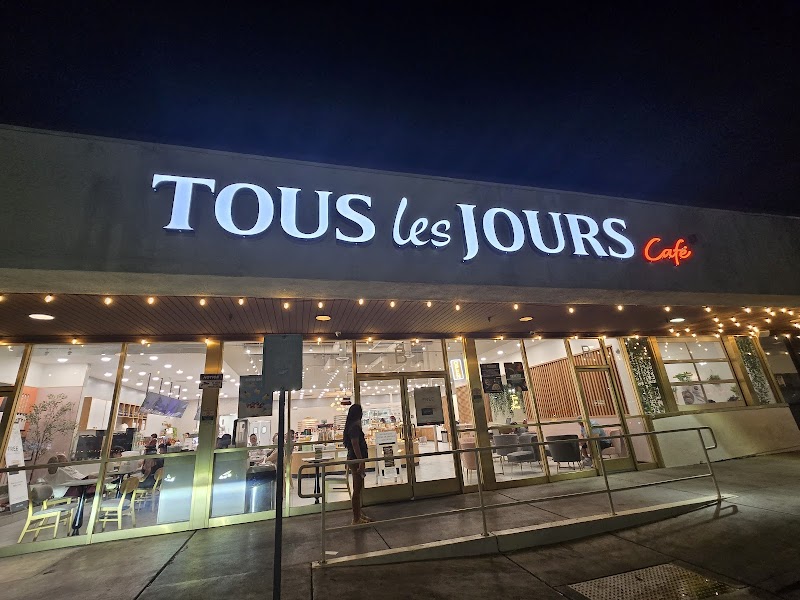 Tous Les Jours Cafe photo 4