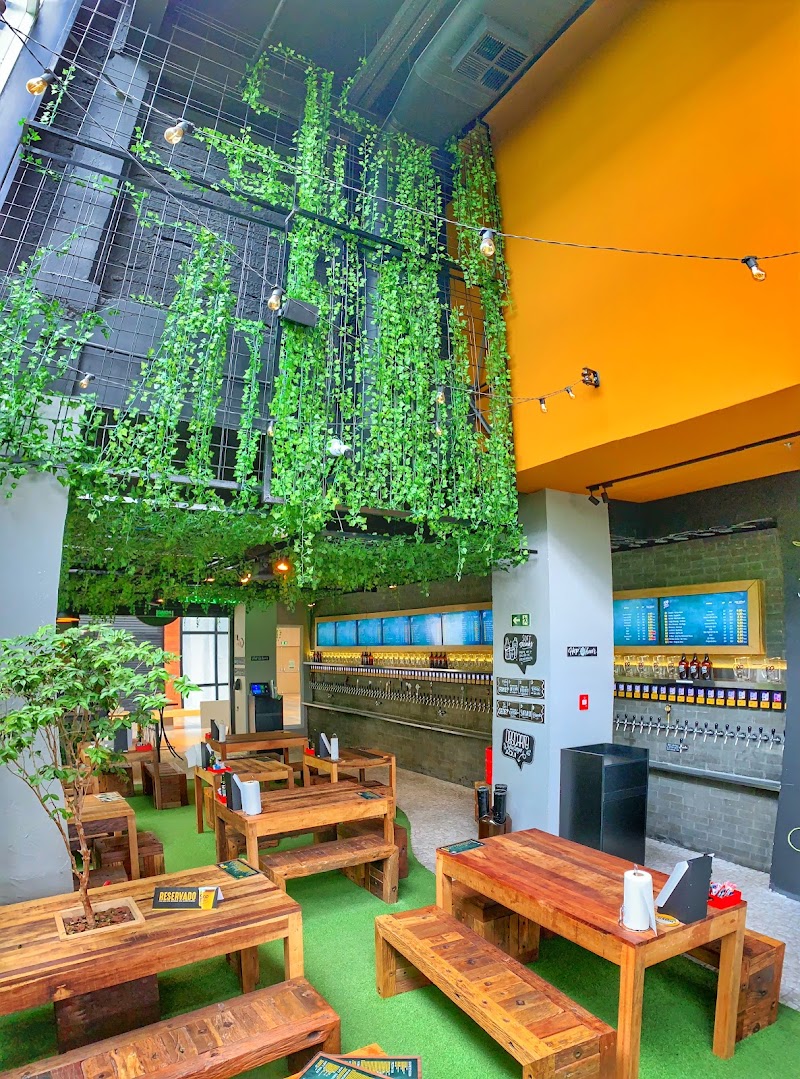 Foto de 100 Beer Garden Pizza