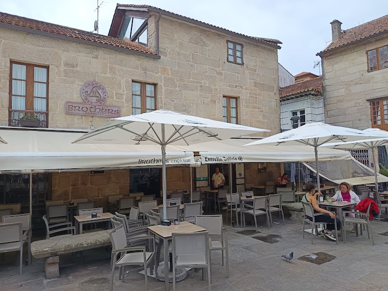 Brothers Bar Cervecería photo 5