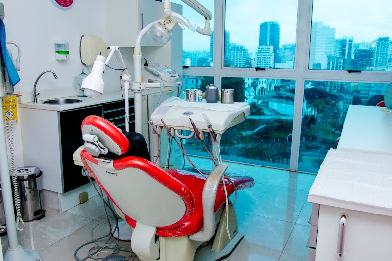 Dra. Gabriela Reis - Especialista em Prótese e Implante - Odontologia do Sono - foto 3