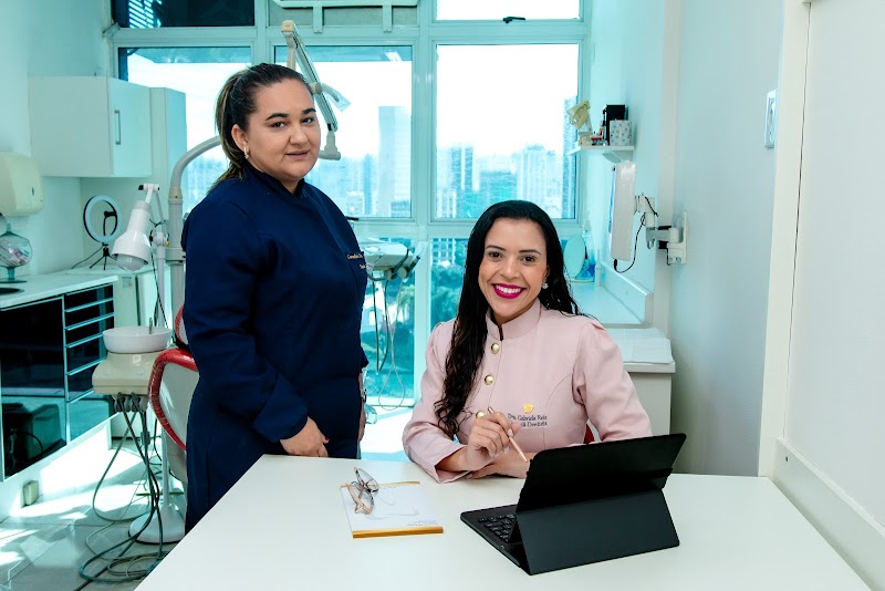 Dra. Gabriela Reis - Especialista em Prótese e Implante - Odontologia do Sono - foto 5