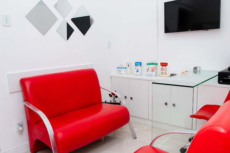 Dra. Gabriela Reis - Especialista em Prótese e Implante - Odontologia do Sono - foto 2