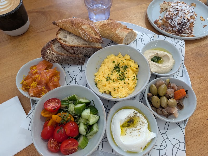 Liv Breads Artisan Bakery and Coffee Bar photo 3