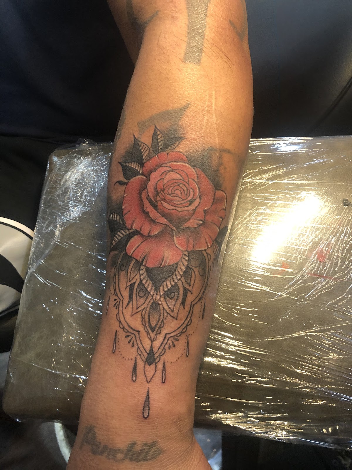 IRON TATTOO tattoo work — photo 3