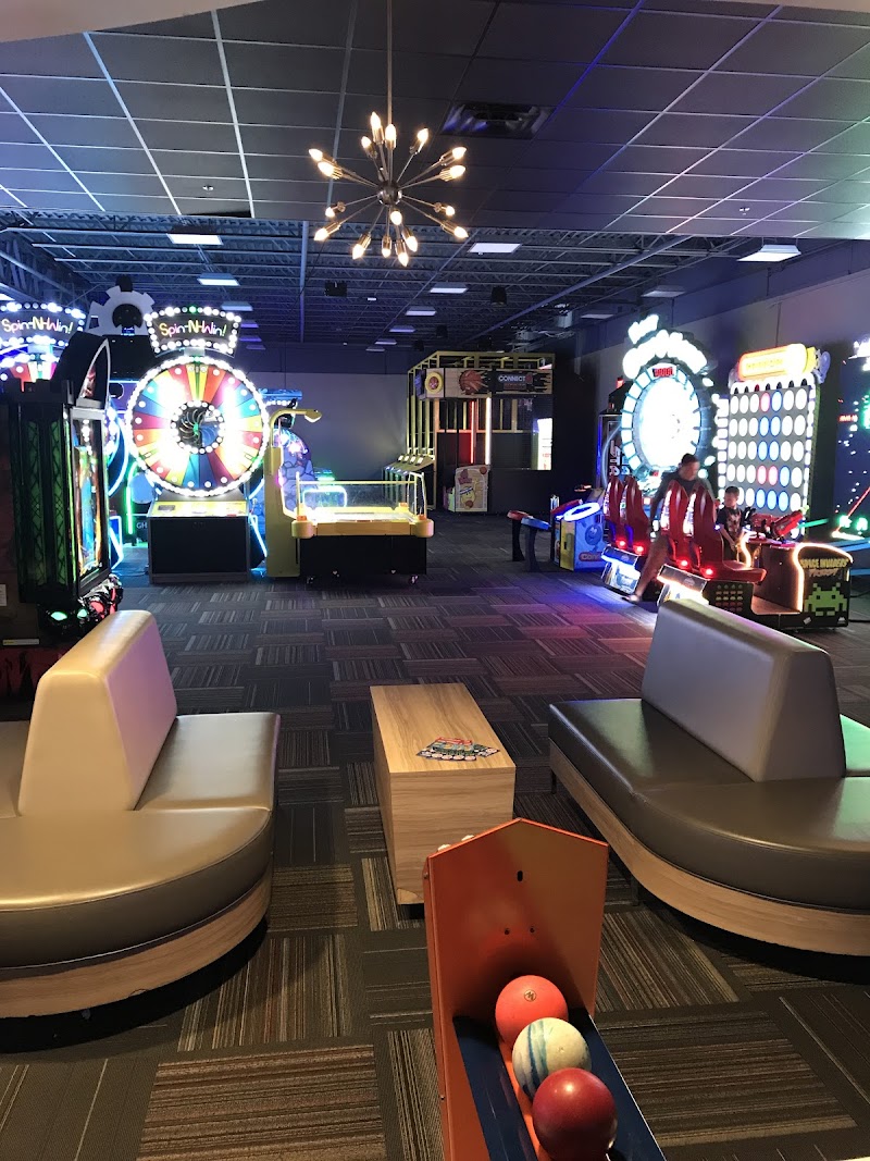 GameTime Ocoee — interior