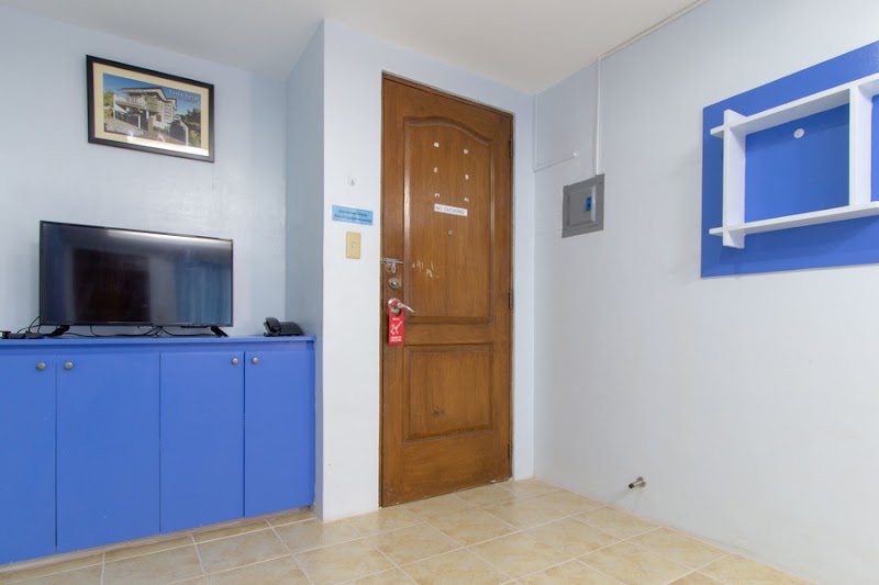 RedDoorz @ DBuilders Rooms Ph2 Taguig