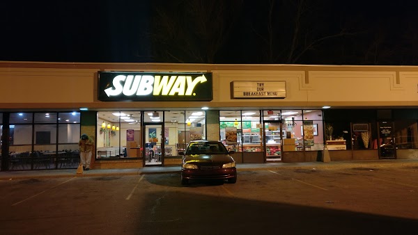 SUBWAY #3676 exterior