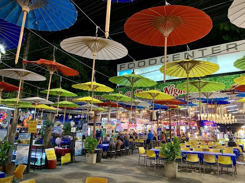 Chiang Mai Night Bazaar photo 3