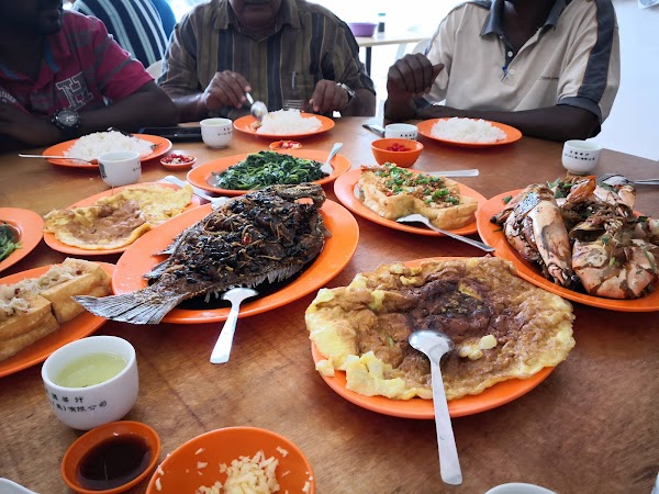 Ban Yeow Seafood Restaurant - Photo 1