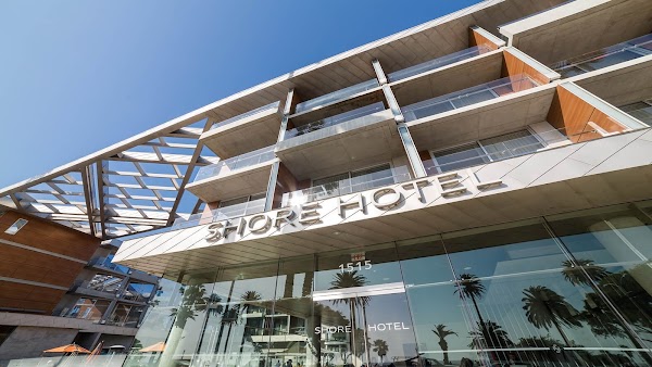 Shore Hotel
