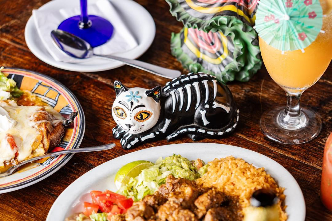 Santi’s Mount Pleasant photo 5