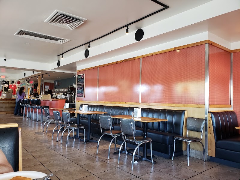 Vertical Diner photo 1