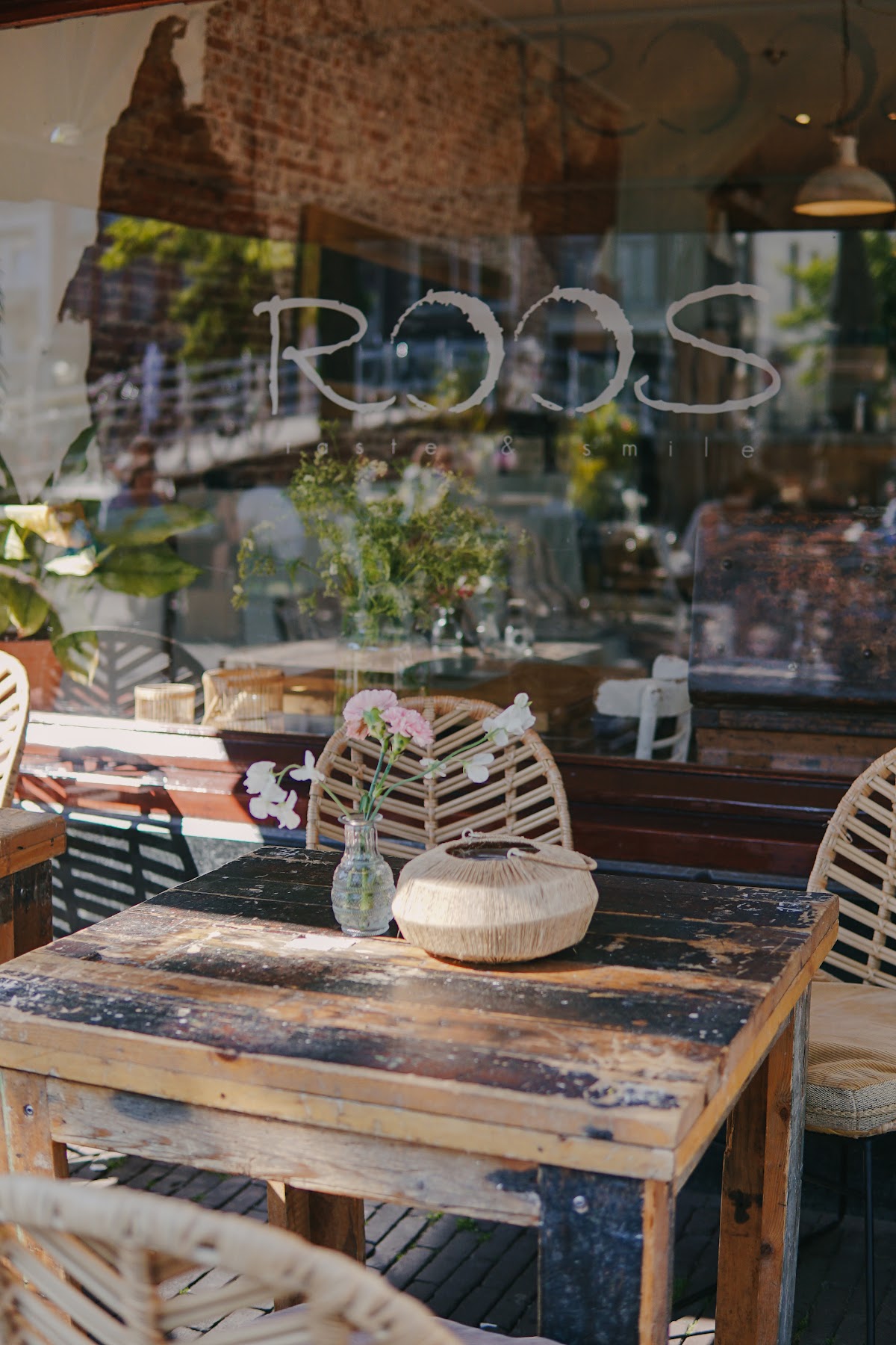 ROOS