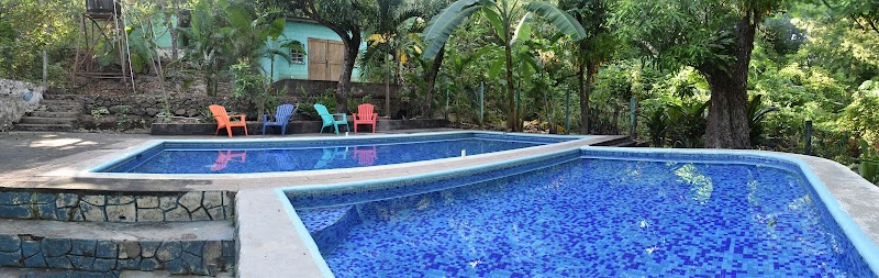 Hammock Plantation (hostel)