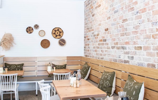 Girdlers Café - Avalon