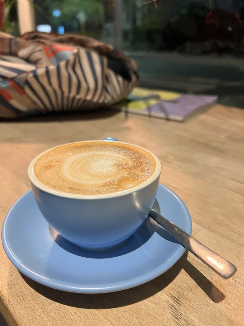 Kerfuffle on the Corner photo 4