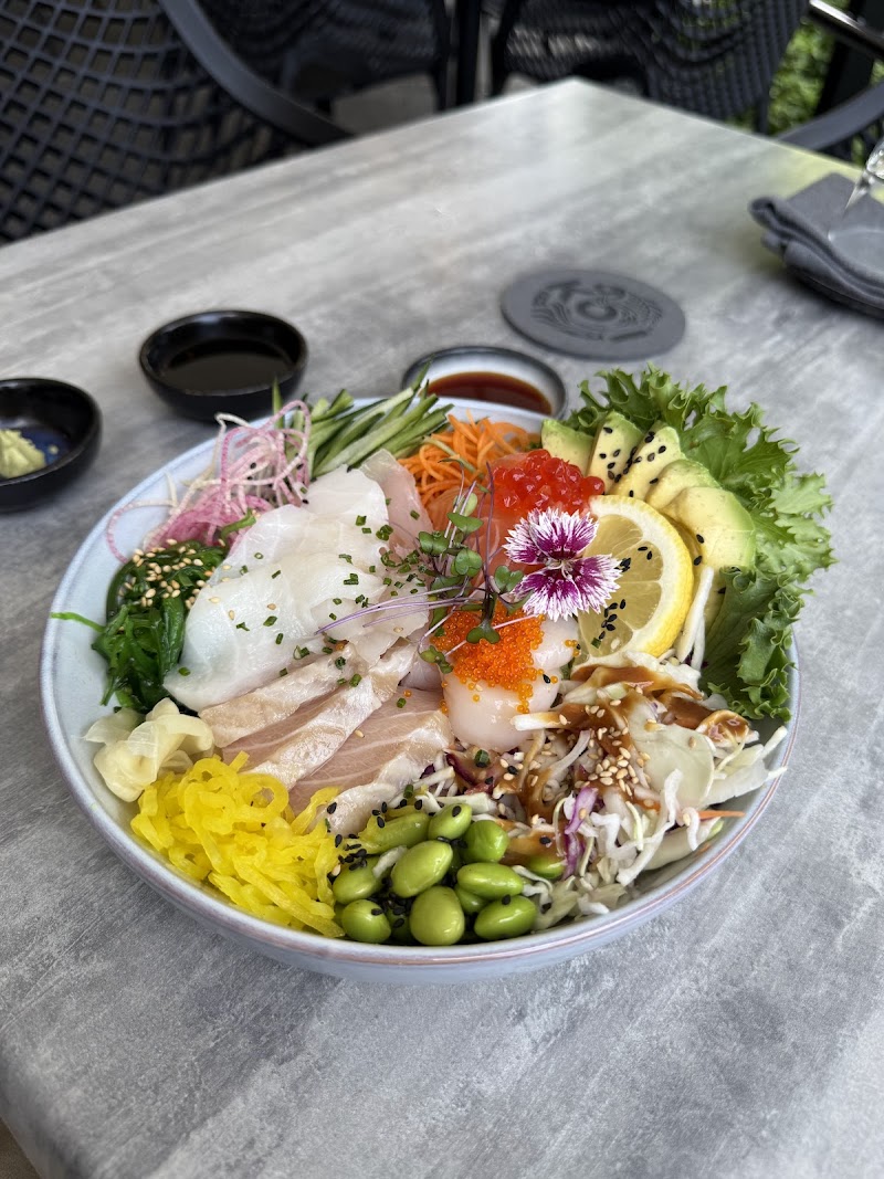 KOI Bar & Restaurant photo 9