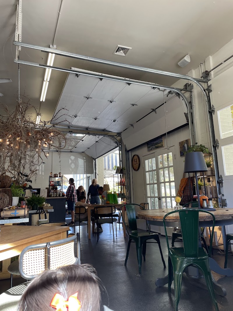 Hayfields Cafe & Florist photo 4