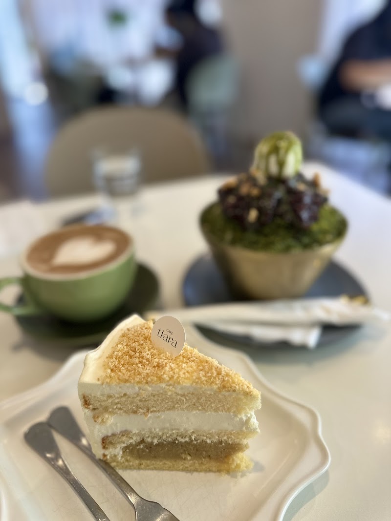 Tiara Dessert Cafe photo 9