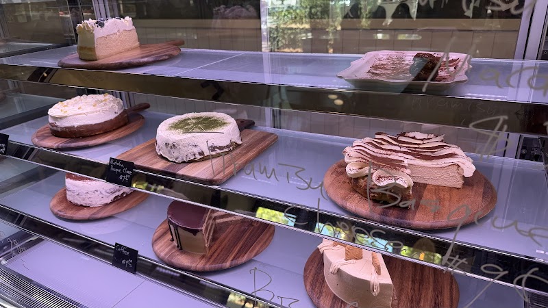 Tiara Dessert Cafe photo 4