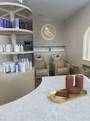 Envision Hair photo 2