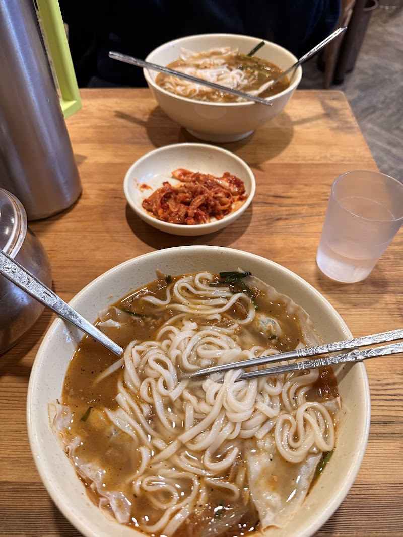 Myeongdong Kyoja Main Restaurant 3