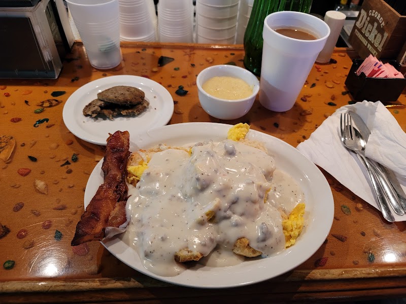 Lo-re-Lei Pub & Grill.