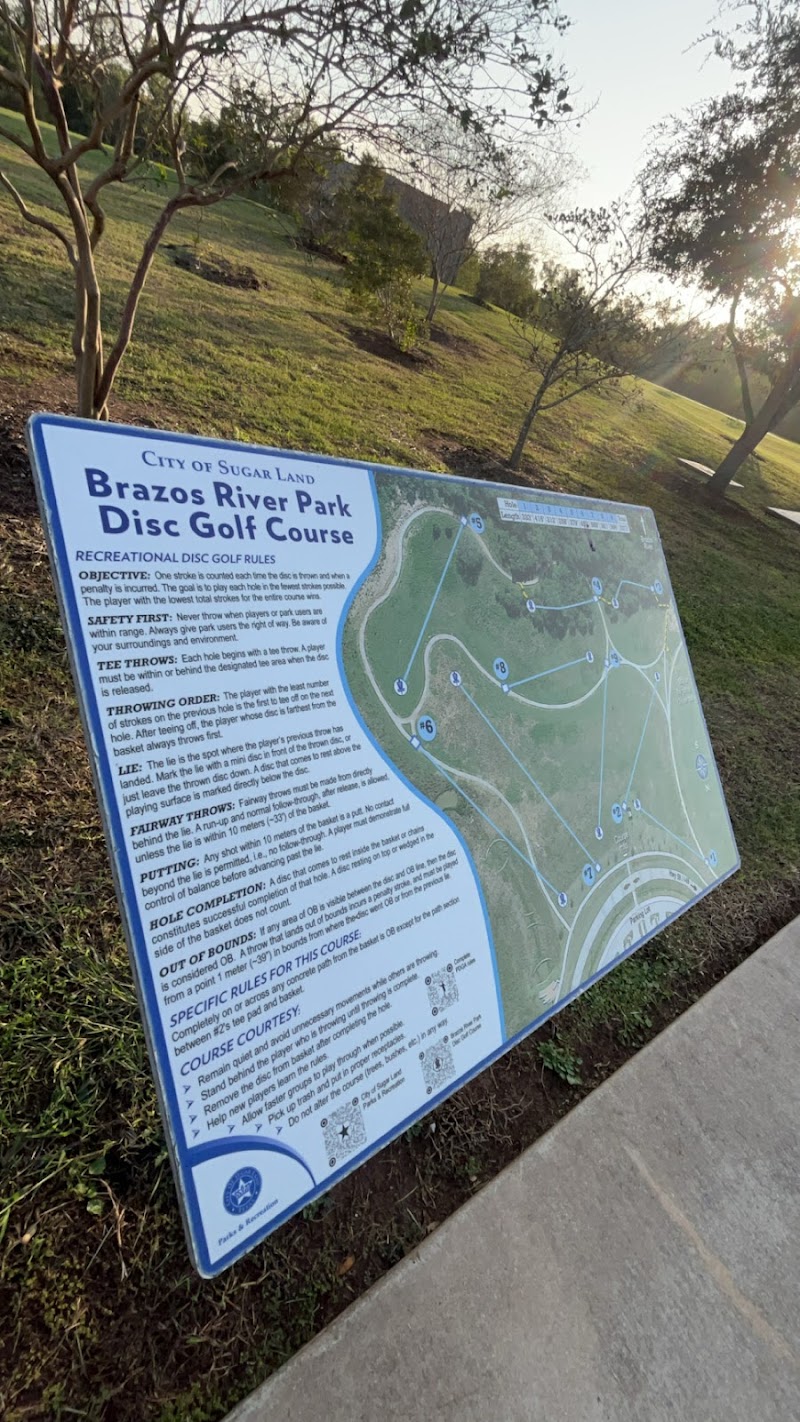 Brazos River disc golf park photo 2