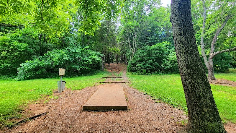 Cedar Hill Park Disc Golf Course photo 3