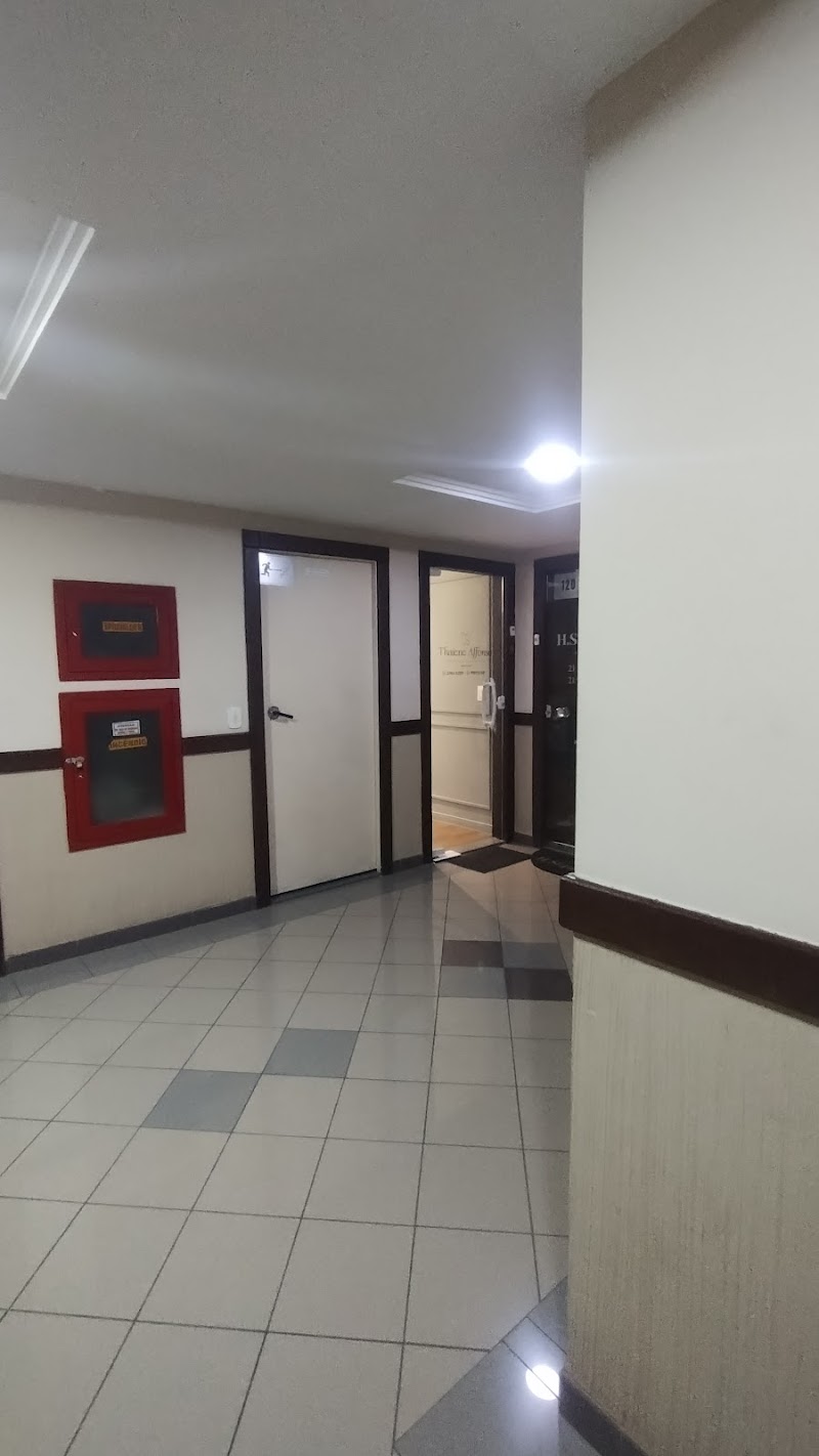 Dra.Thaiene Affonso - Ortodontia e Implantodontia - foto 5