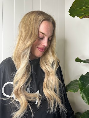 Shandell Marie Hairdresser photo 2