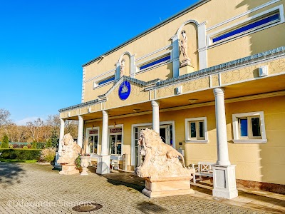 Königliche Kristall-Therme