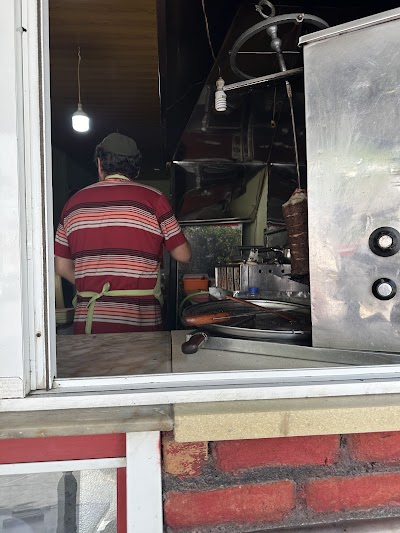 Uğurlu Döner Salonu - Restoran