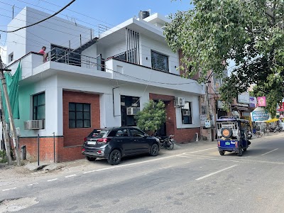 Thaman Clinic & Maternity Home