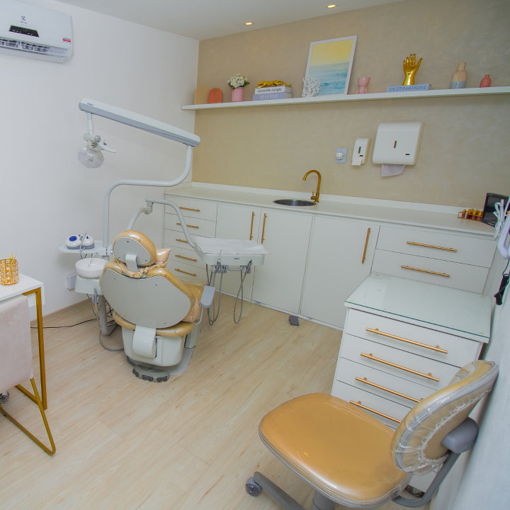 Consultório Odontológico Dra. Letícia Oliveira - Angra dos Reis - foto 3