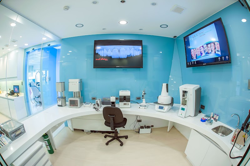 GAOC St. Lukes Medical Center - Gan Advanced Osseointegration Center | Most Advanced Dental Clinic in Taguig