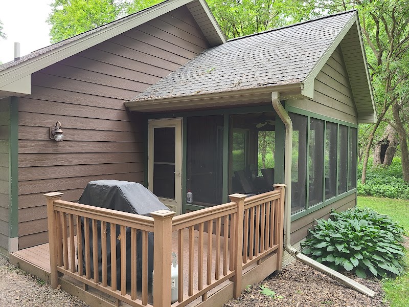 Horn's Ferry Hideaway Cabins - Photo 2