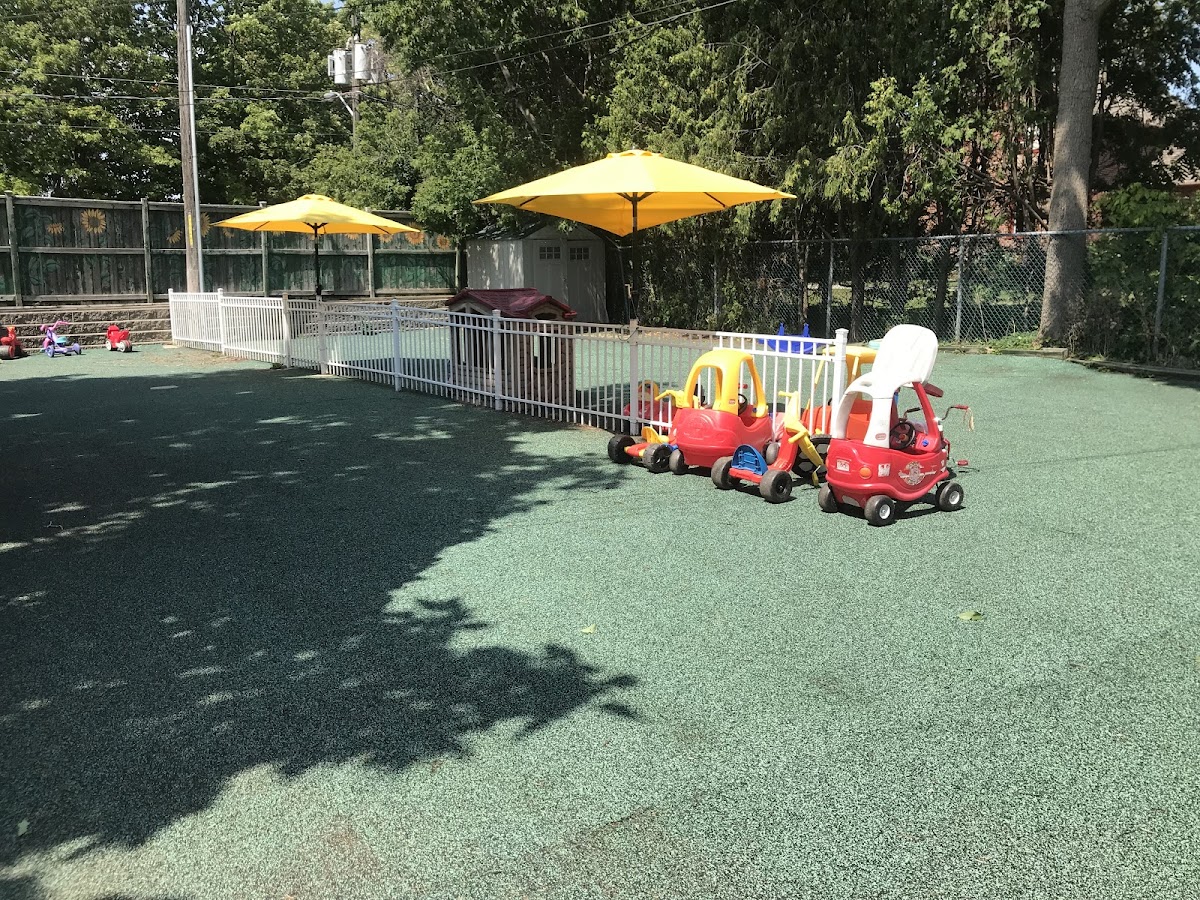 Exterior photo of Blaisdale Montessori School - Village