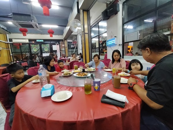 N. South Food Court - Photo 1