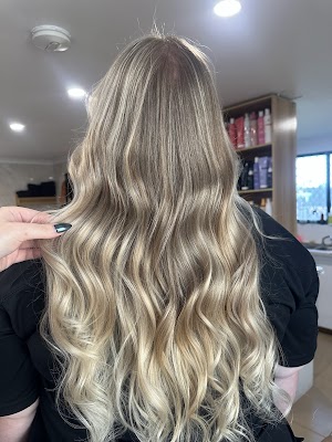 Kate Bonnie Hair photo 3