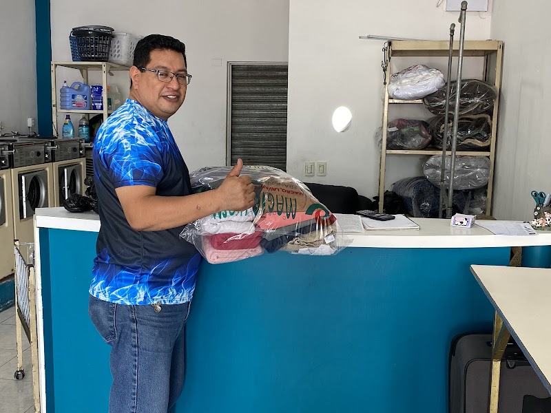 LAVANDERIA MAGIC WASH foto 6