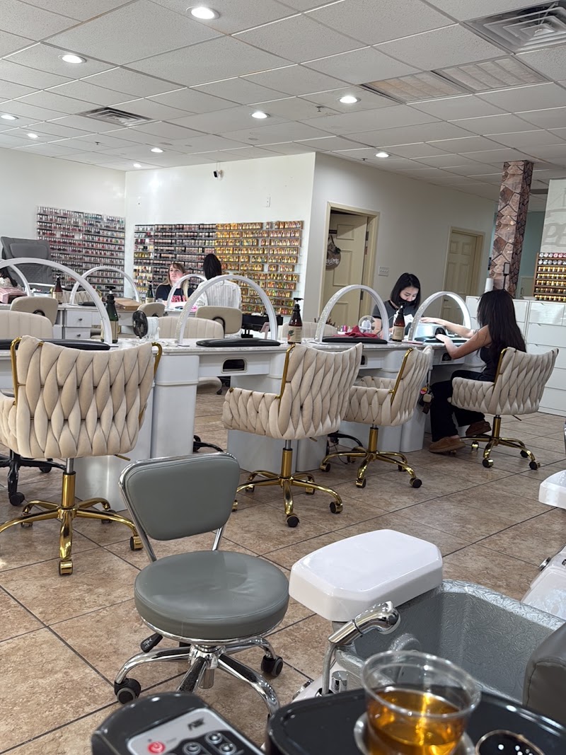 Magic Nails & Spa