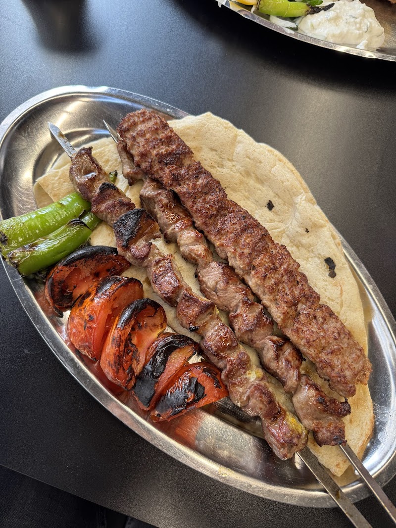 Sara Restaurant photo 4